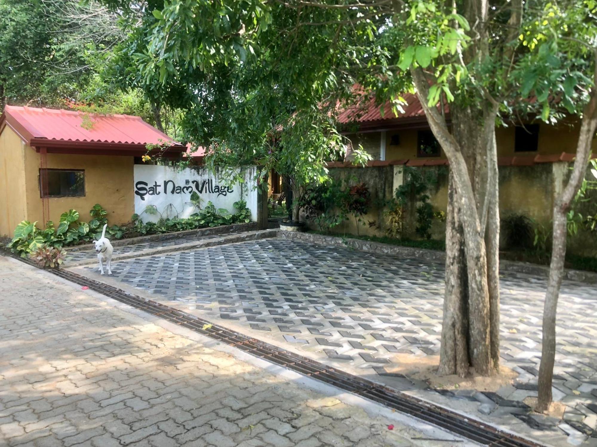 Sat Nam Village Eco-Hotel Sigiriya Ngoại thất bức ảnh