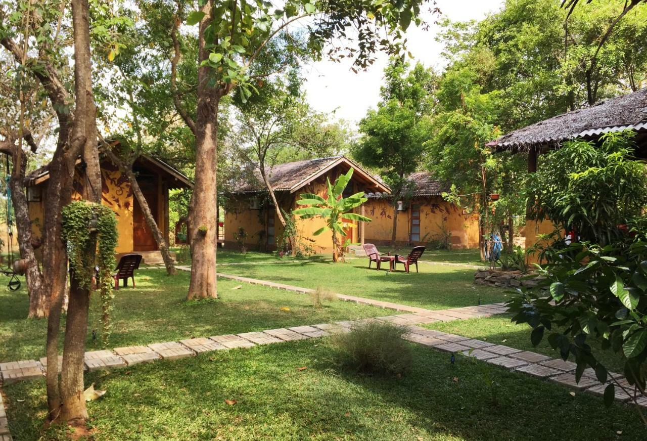 Sat Nam Village Eco-Hotel Sigiriya Ngoại thất bức ảnh